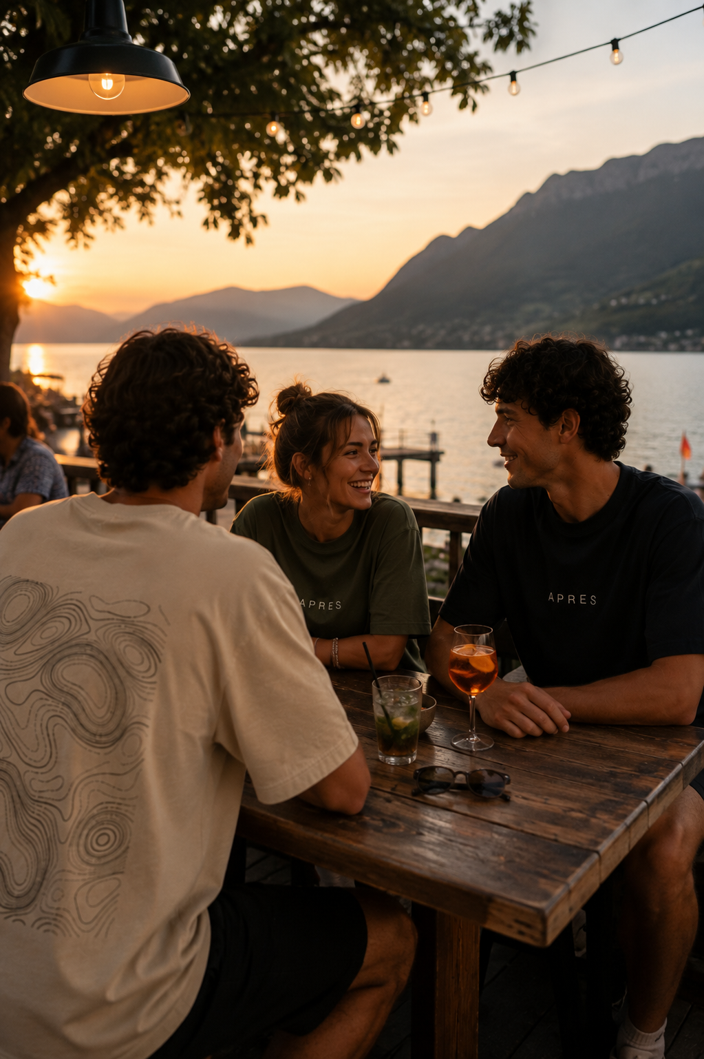 Amis APRES réunis au bord du lac